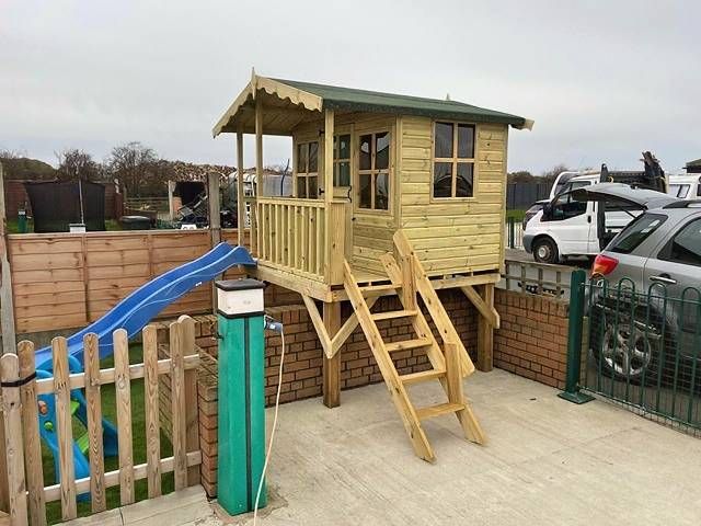 appletree-playhouse-stilts-2-kireth-ai