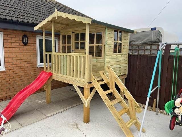 appletree-playhouse-stilts-3-kireth-ai